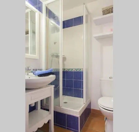 2-bedroom Steps From Débarquement With Pool * Saint-Raphaël